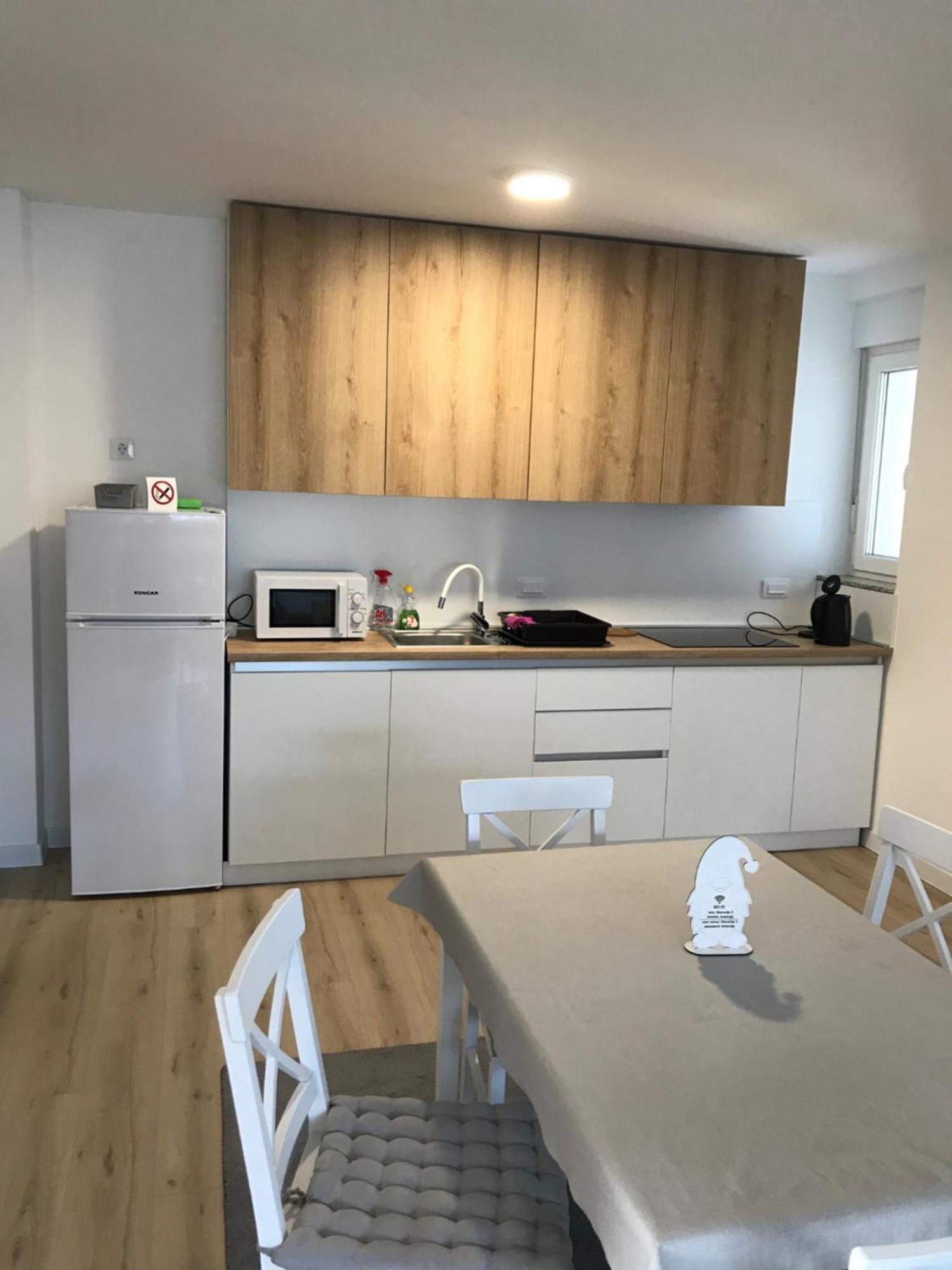 Apartman Slavonia 2 Ðakovo エクステリア 写真